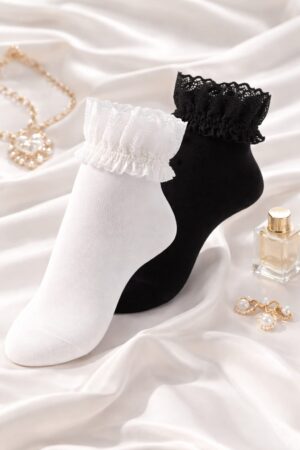 Elegant Lace Ankle Socks