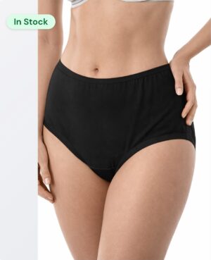 Ladies Cotton Rich Full Briefs in classic black